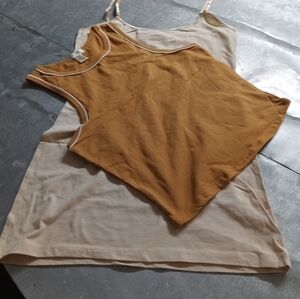 Bozzolo NWOT Bundle Of 2 Size Large Tank Tops 1 Razor Back 1 Spaghetti Strap